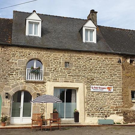 Bed and Breakfast Le Petit Dragon Plumaudan Exterior foto