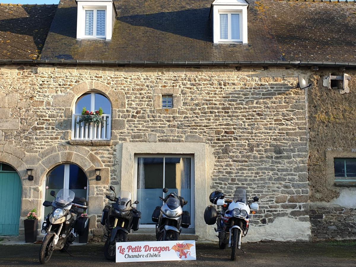 Bed and Breakfast Le Petit Dragon Plumaudan Exterior foto